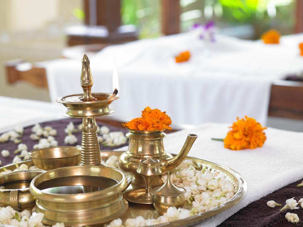 The Zuri Kumarakom Kerala Resort & Spa Exterior photo