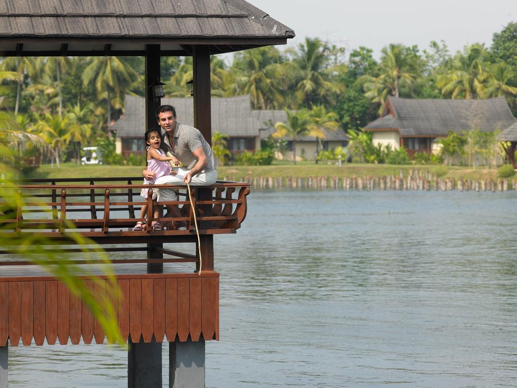 The Zuri Kumarakom Kerala Resort & Spa Exterior photo