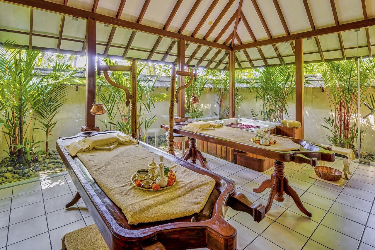The Zuri Kumarakom Kerala Resort & Spa Exterior photo