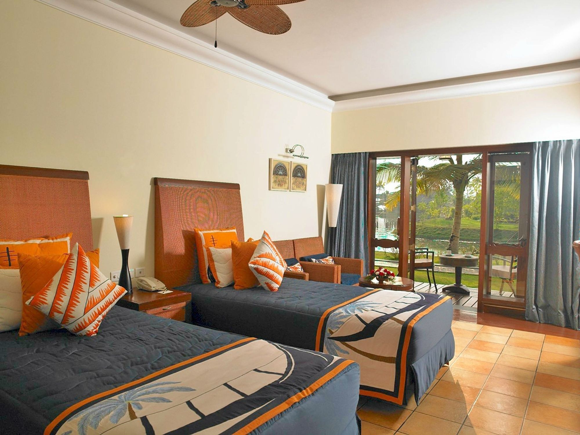 The Zuri Kumarakom Kerala Resort & Spa Exterior photo